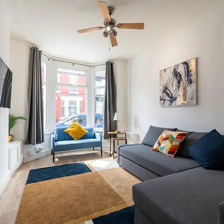 Luxury Liverpool Accommodation Exterior photo