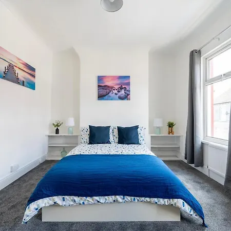 Luxury Liverpool Accommodation Exterior photo